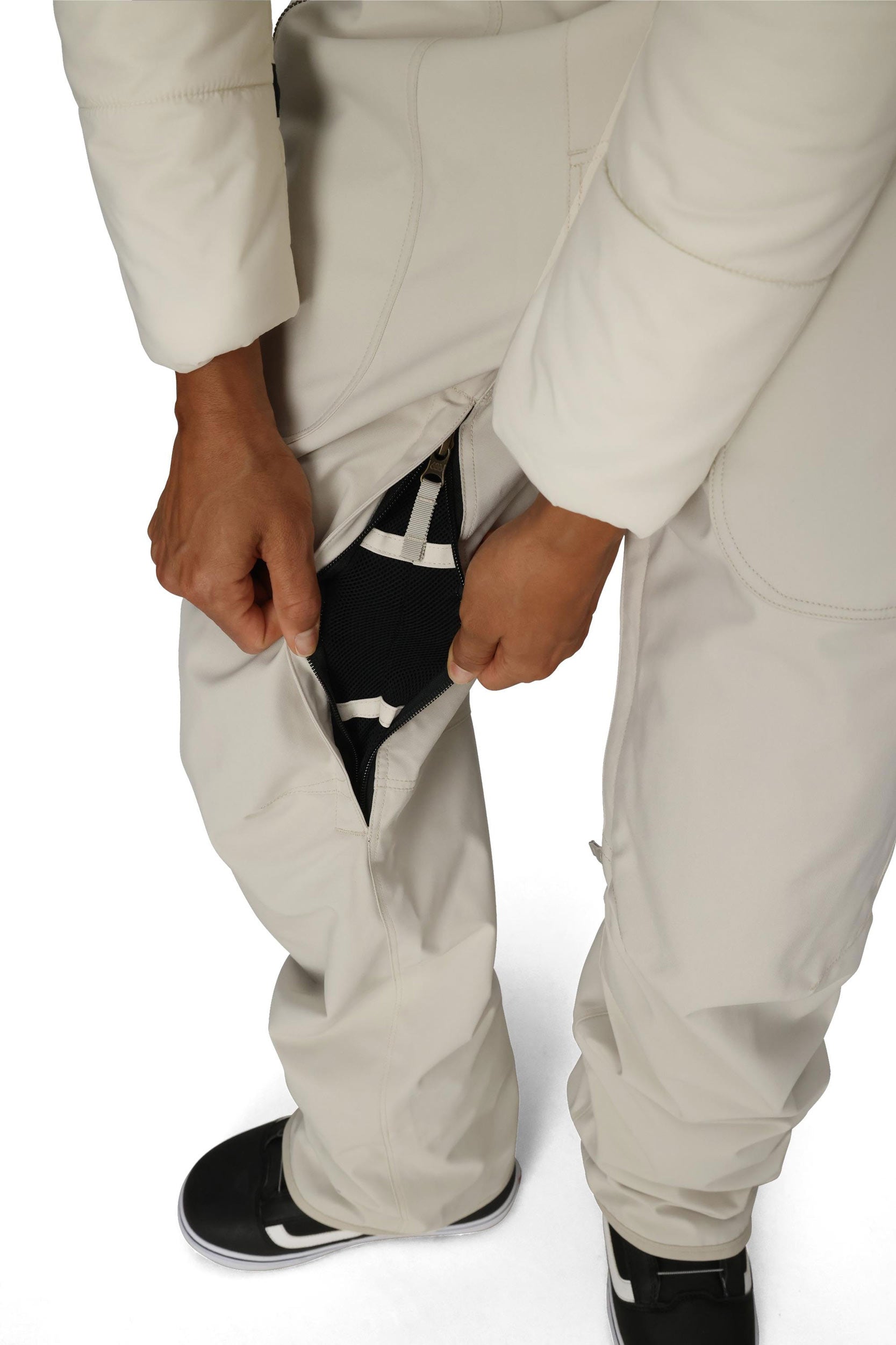 686 Womens Black Magic Insulated Bib