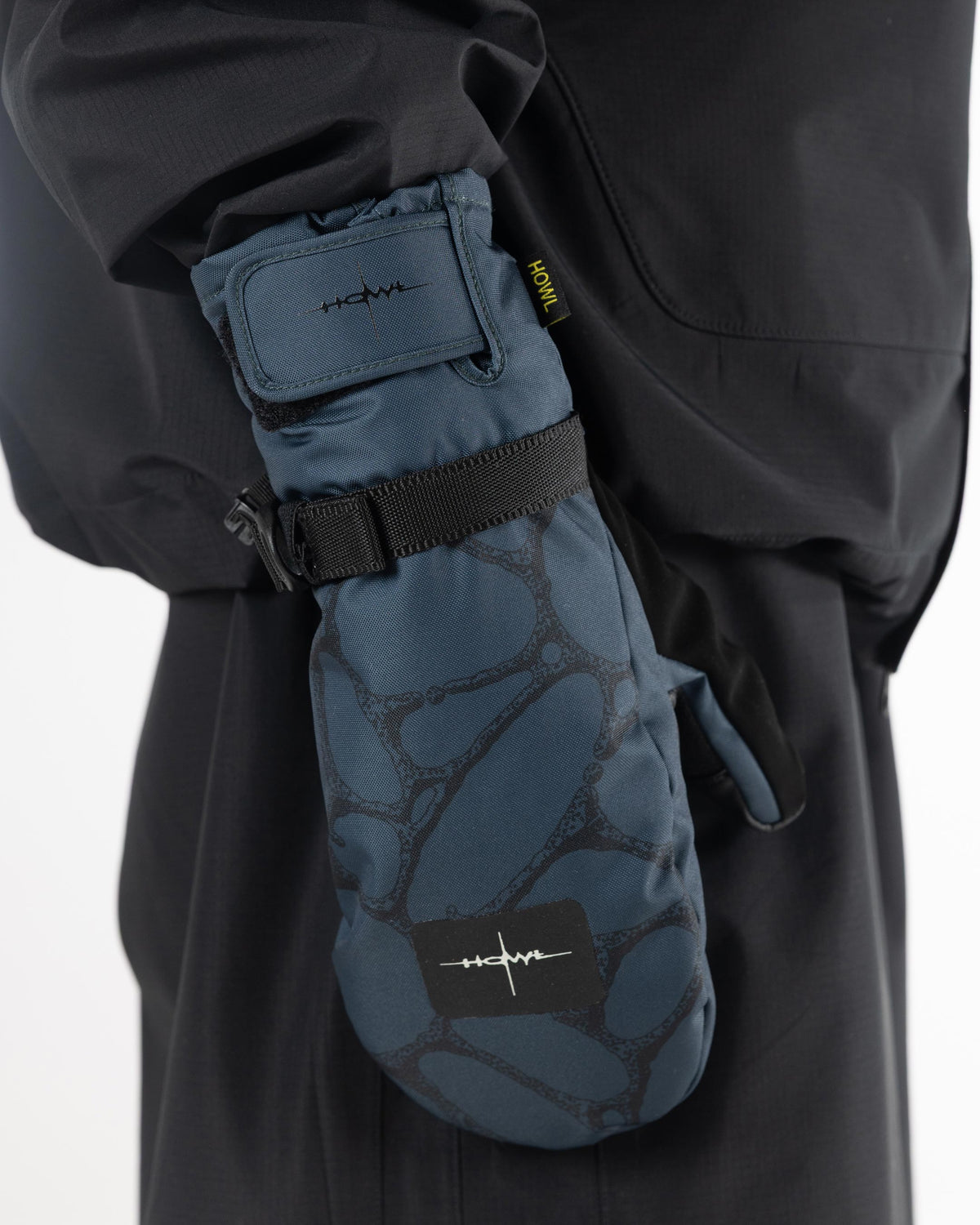 Howl Fairbanks Mitt